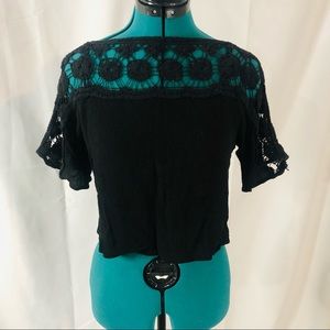 STARING AT STARS • crop top • M